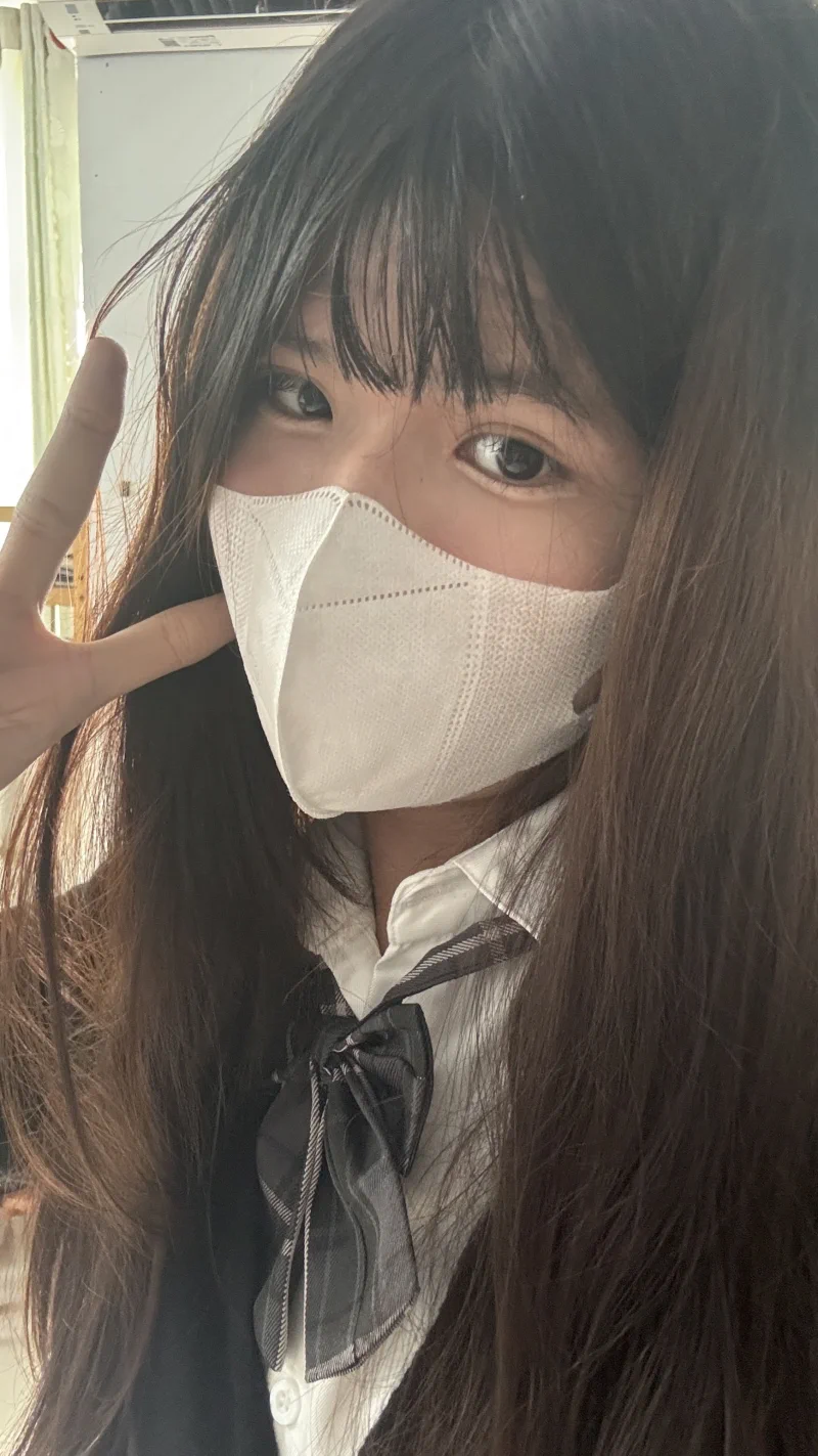 Picture of an ugly woman