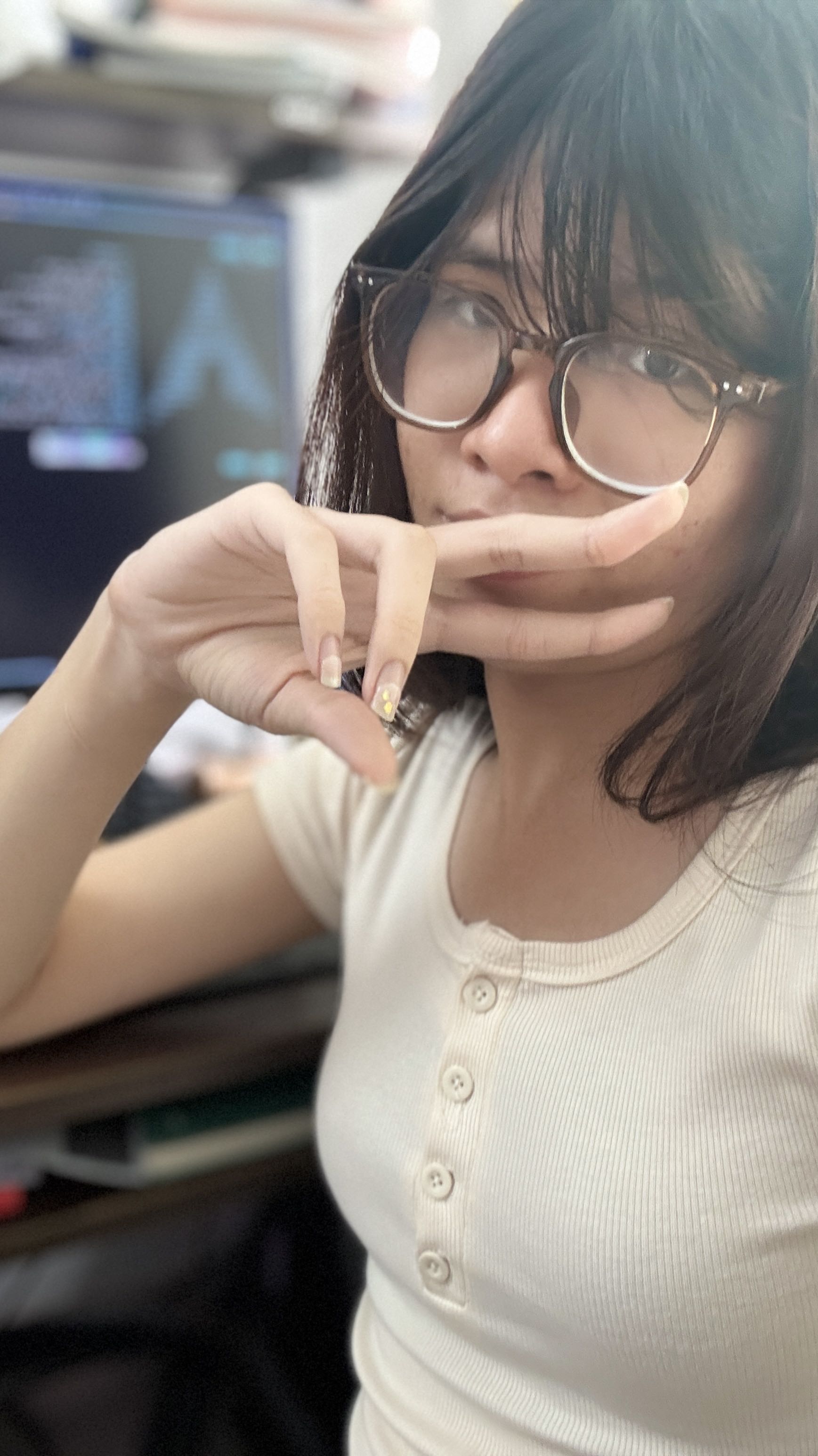 Picture of an ugly woman